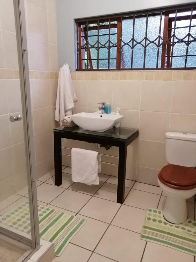 Garden And Park Leisure On Tugela Apartment Benoni Bagian luar foto