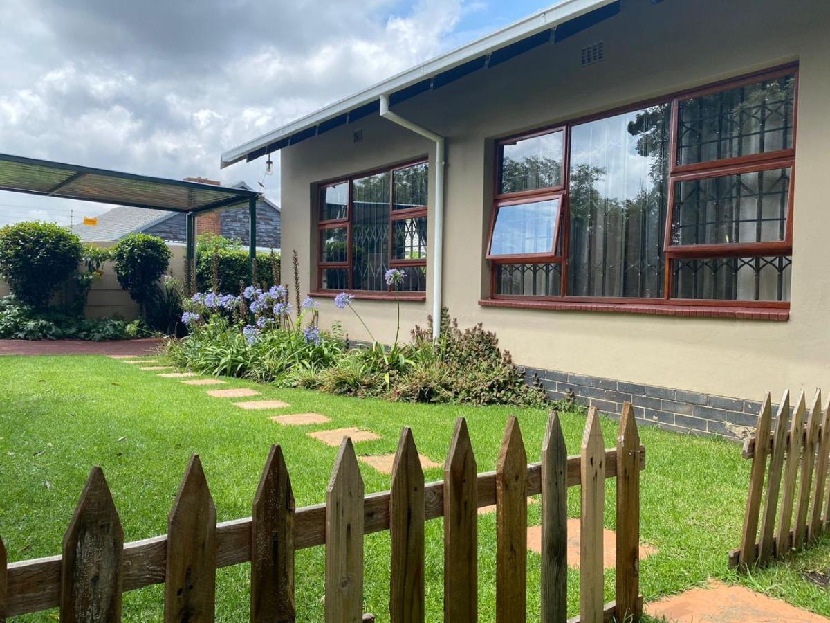 Garden And Park Leisure On Tugela Apartment Benoni Bagian luar foto