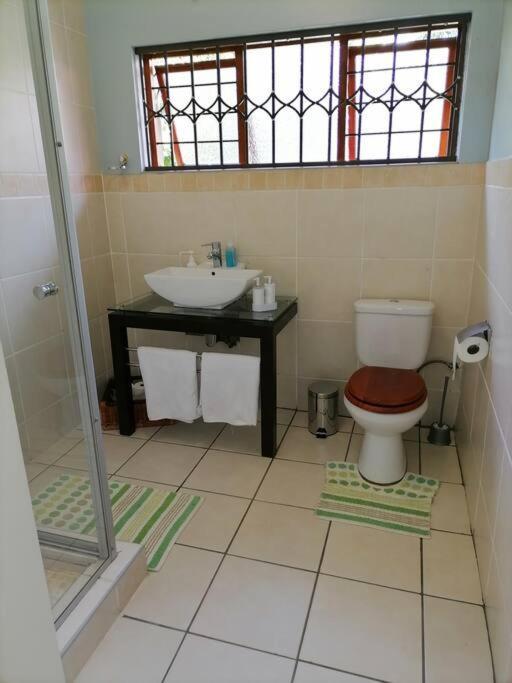 Garden And Park Leisure On Tugela Apartment Benoni Bagian luar foto